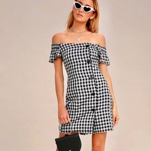 Make Offer LULUS Black Gingham Off Shoulder Dress